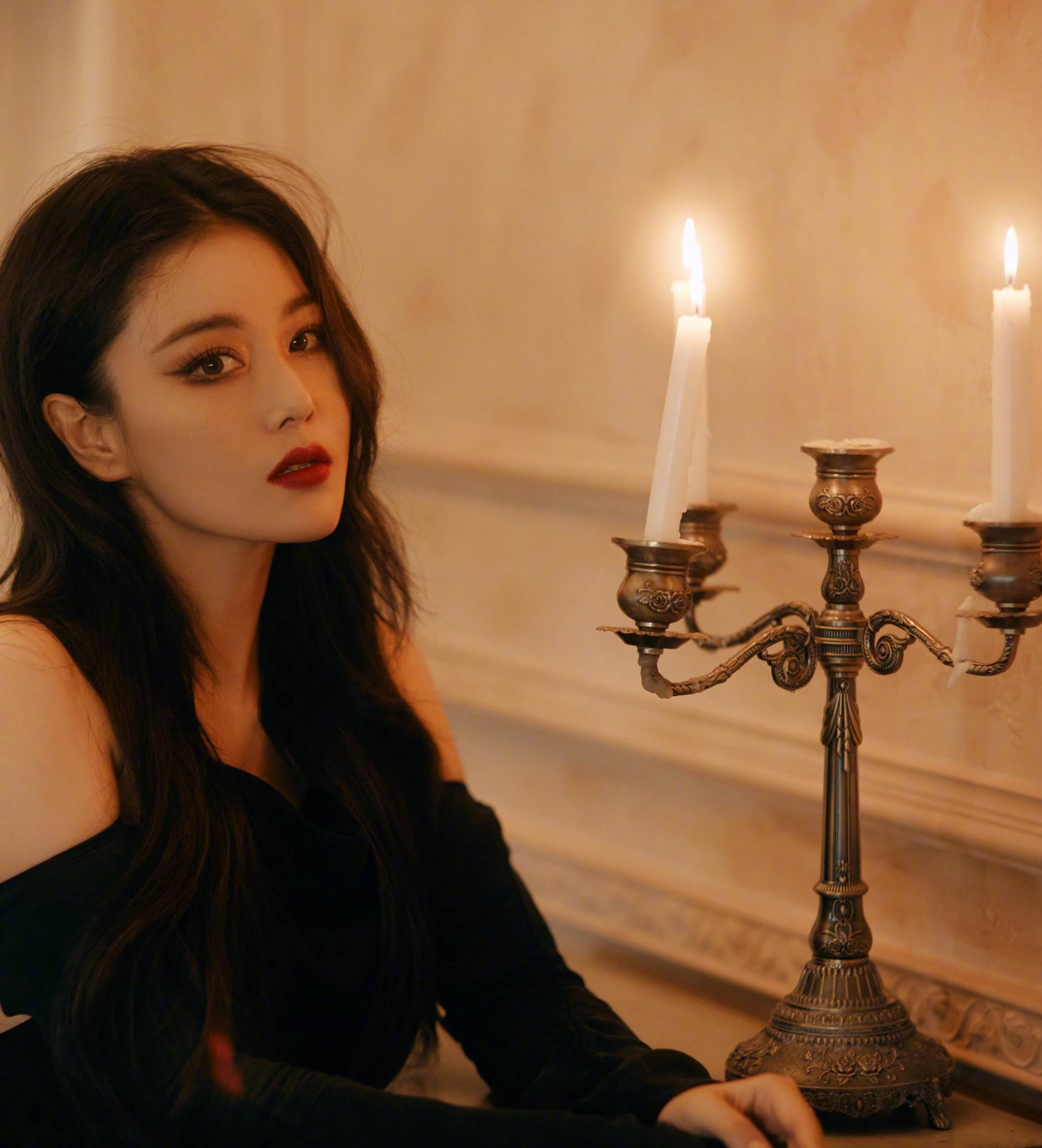 来给大家分享一份女神级别的养成手册,主角就是我们钟爱的女神张馨予!