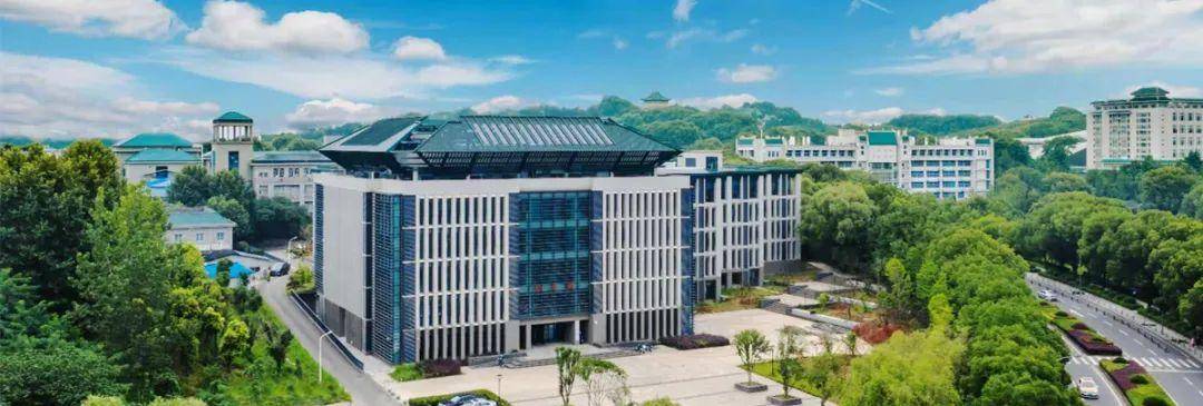 贺武大哲院百年院庆 || 余仲廉咏武大哲学学院五首