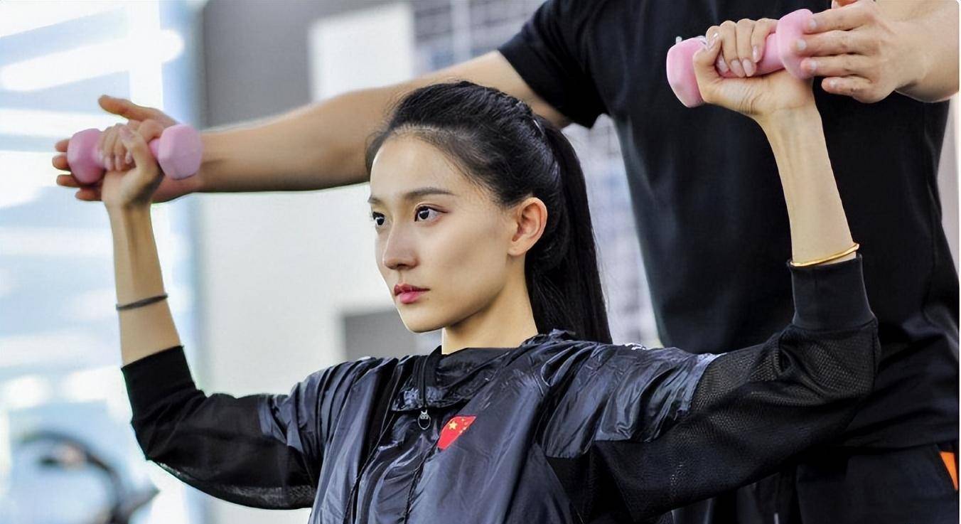 体操女神张豆豆:因身材高大照而出名,拒绝进入娱乐圈,嫁给了孙杨_游泳