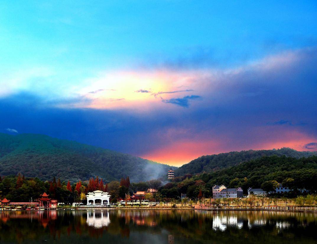 一夜山中客 十年尘外人 这里是湖南石门_旅游_避暑_游客