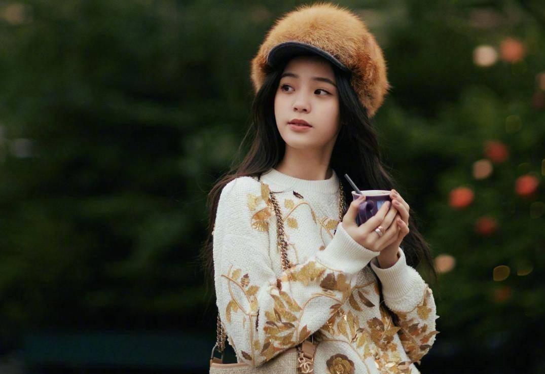 "天才少女"欧阳娜娜:13岁进柯蒂斯音乐学院,为何进娱圈弃名校?