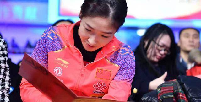 在众多优秀的年轻球员中,刘诗雯的年龄相对较大,因此在体力和精力上