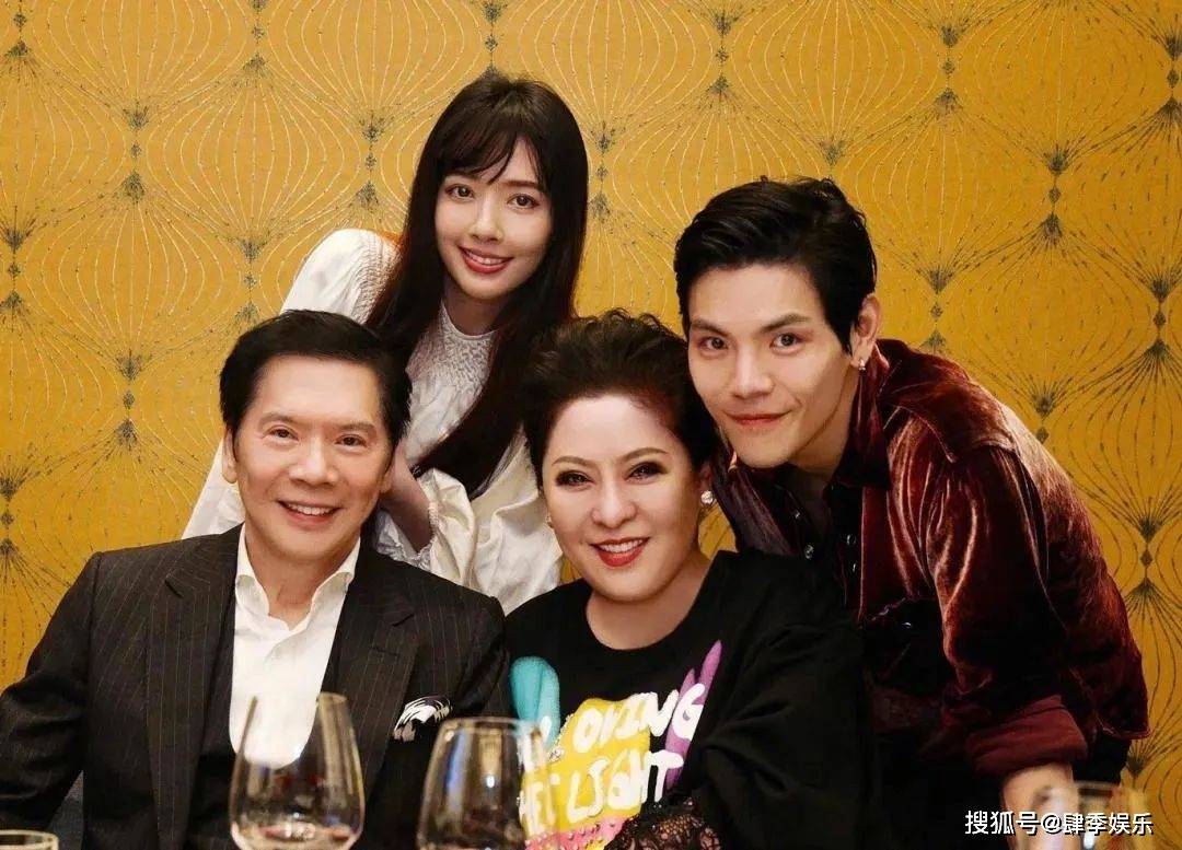 向太郭碧婷一起出席活动,看网友的评论,还真是一个比一个敢说!