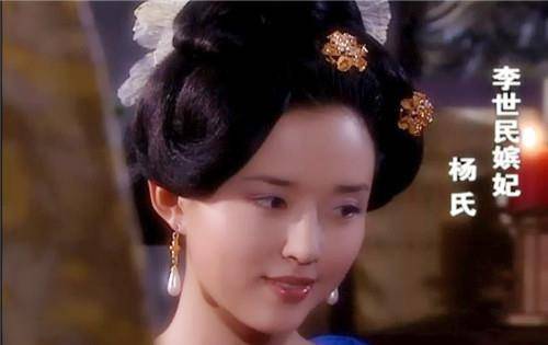 这位王爷刚死,哥哥就来"借走"弟妹,16年后"归还"弟妹送一子_李元吉