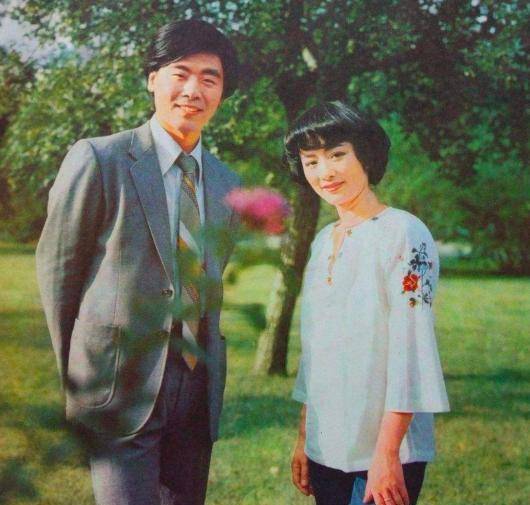 歌唱家谢莉斯走红的坎坷后半生:50岁患脑梗,67岁女儿去世_王洁实_组合