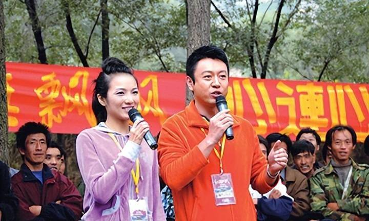 央视主持人管彤:嫁普通丈夫,42岁高龄生子,如今幸福美满_管童_事业有
