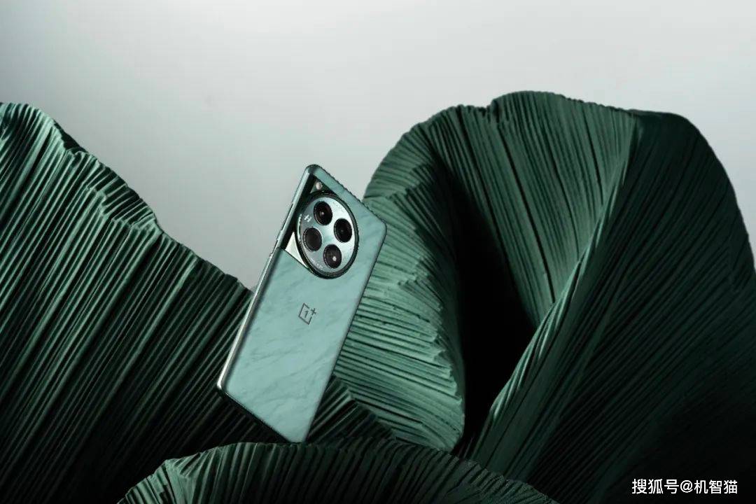 一加12测评:"不将就"的pro级数字旗舰回来了!