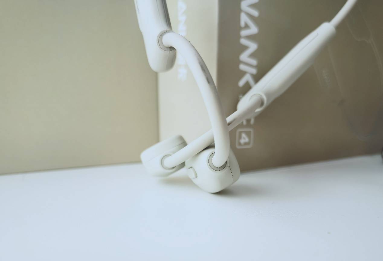 【测评】南卡Runner cc4骨传导耳机：百元旗舰标杆，真骨传导声学技术！