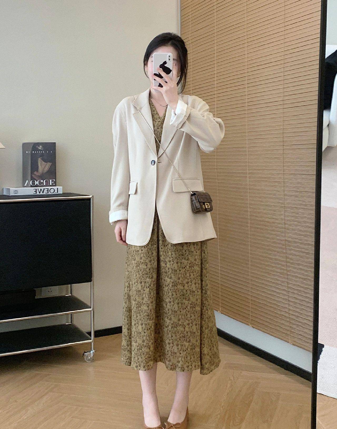 参加婚礼女士穿什么衣服合适?