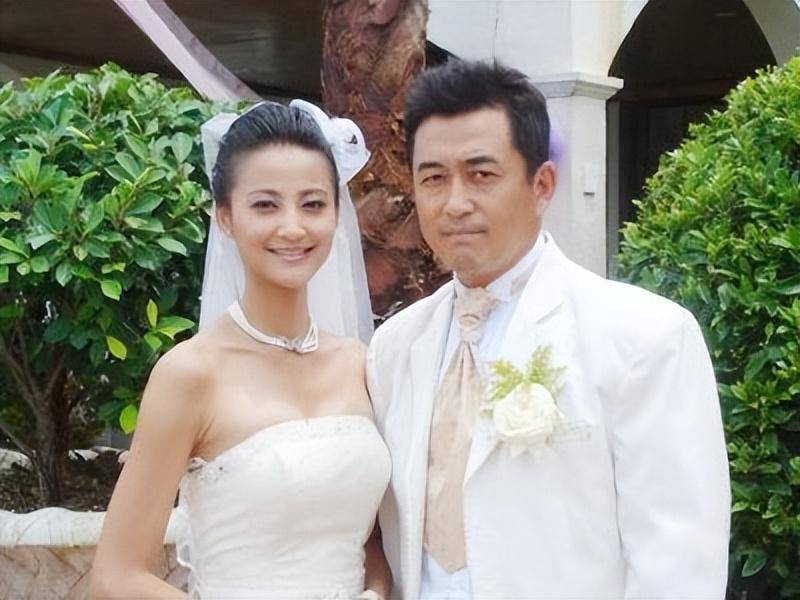 王志飞:为张歆艺分手发妻,后又3天闪婚张定涵,如今他怎么样?