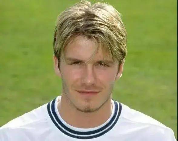 贝克汉姆的脸是一张不需要整容,不需要化妆的脸,就能盖过娱乐圈一帮靠