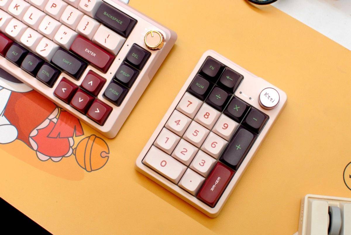 珂芝K68 Pro+K20:二次元潮玩配色,兼具个性与多种玩法的机械键盘