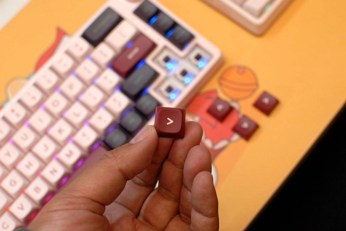 珂芝K68 Pro+K20:二次元潮玩配色,兼具个性与多种玩法的机械键盘