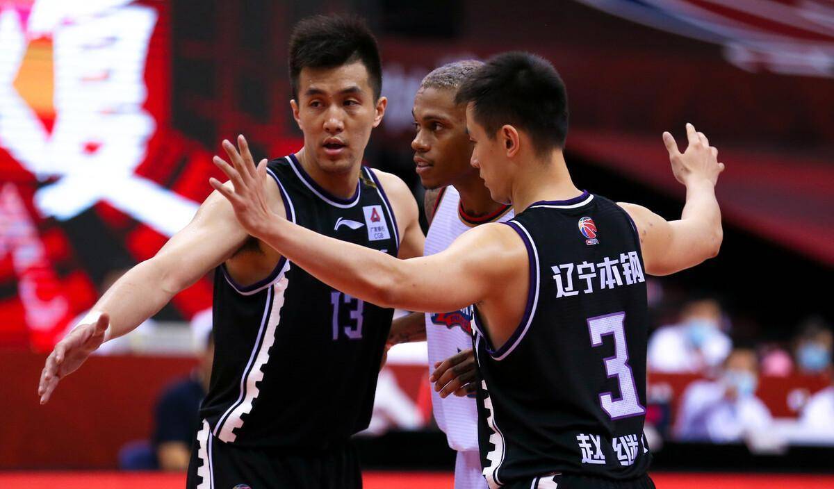 辽篮三消息,创造11连胜,郭艾伦回归遥遥无期,杨鸣发布新动态_辽宁队