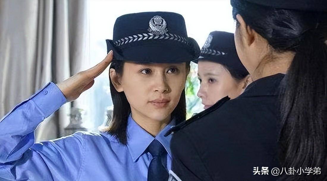 张柏芝原版警服图片