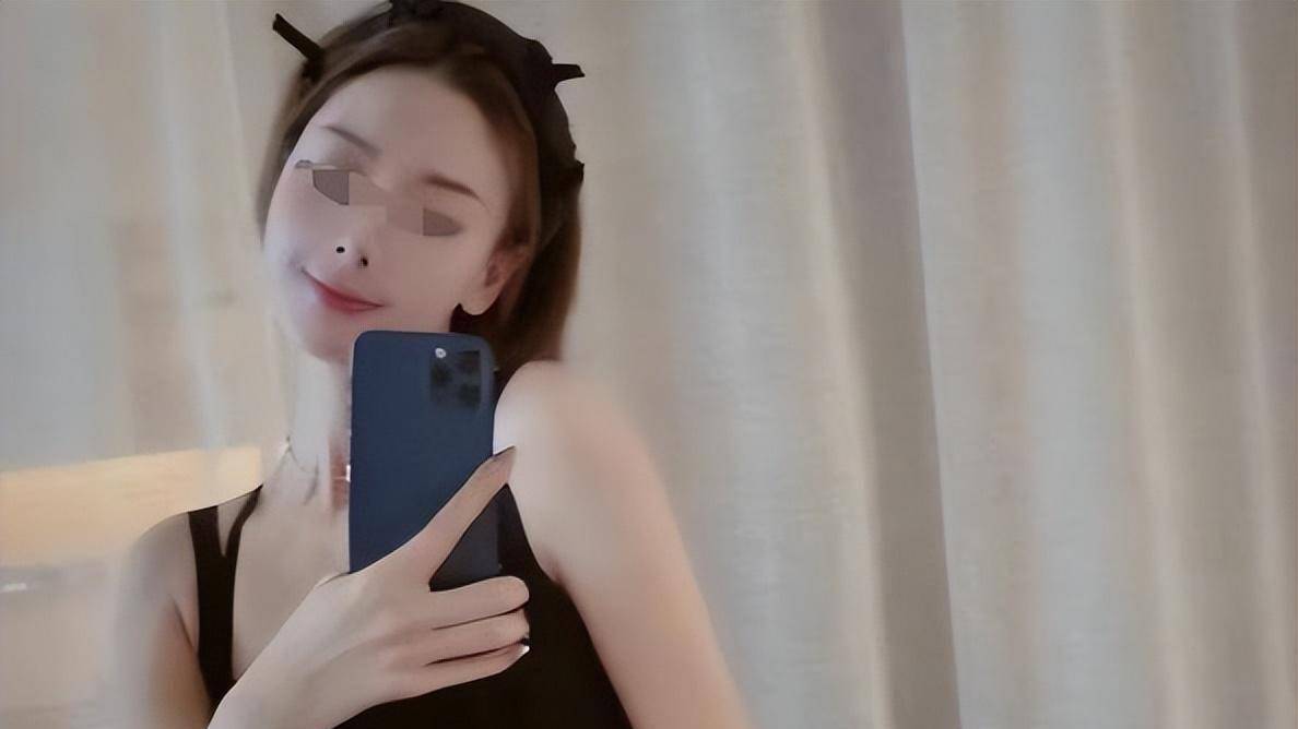 杨鸣妻子发文暗示出轨,疑似小三怀孕逼宫,她的身份被彻底扒出_唐佳良