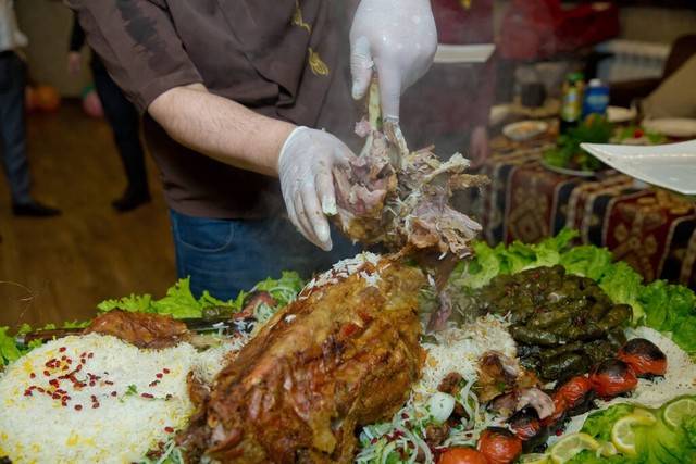 寻味羊肉：探索羊肉在各地料理中的独特地位 