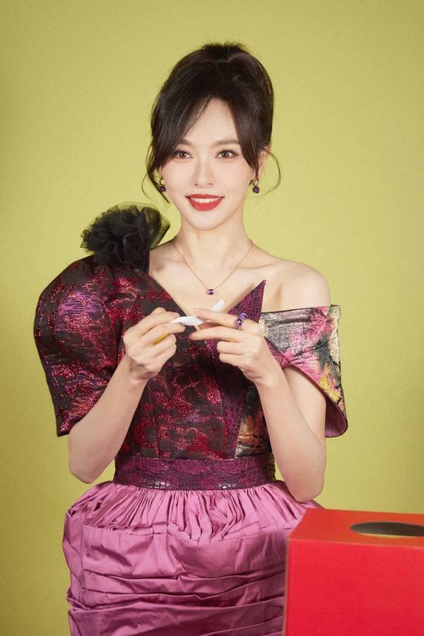 6位「酒窝女神」!