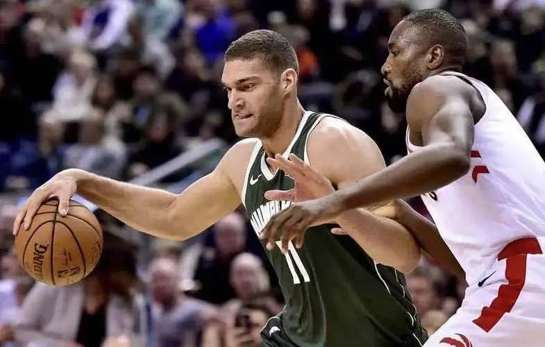 了从2000万年薪到底薪(应该是双年特例)再重新回到2000万年薪的过程