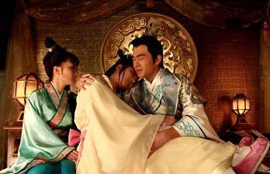 娇妻,因穿着太大胆,被曹操狠心赐死,但这其实是场阴谋_崔氏_华服_崔琰