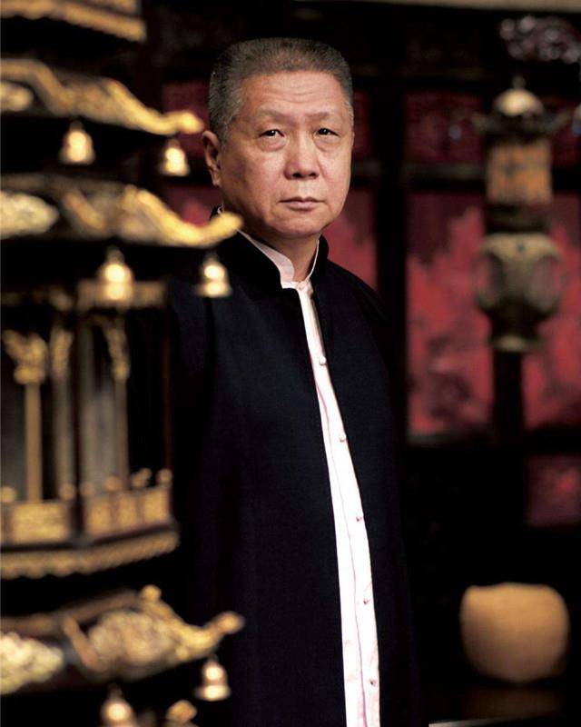 马未都原想将上百亿古董全捐掉,不过儿子有意见:给我留一件_观复博物