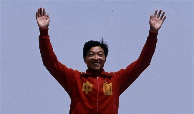 奥运射击冠军许海峰:亏欠妻儿一生,65岁仍住单位房_中国_弹弓_训练