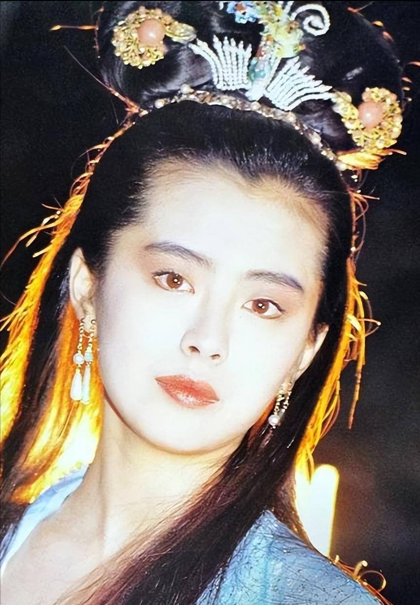 王祖贤近照曝光,判若两人:不婚退圈18年,她怎么成这样了_策划_先生_聂