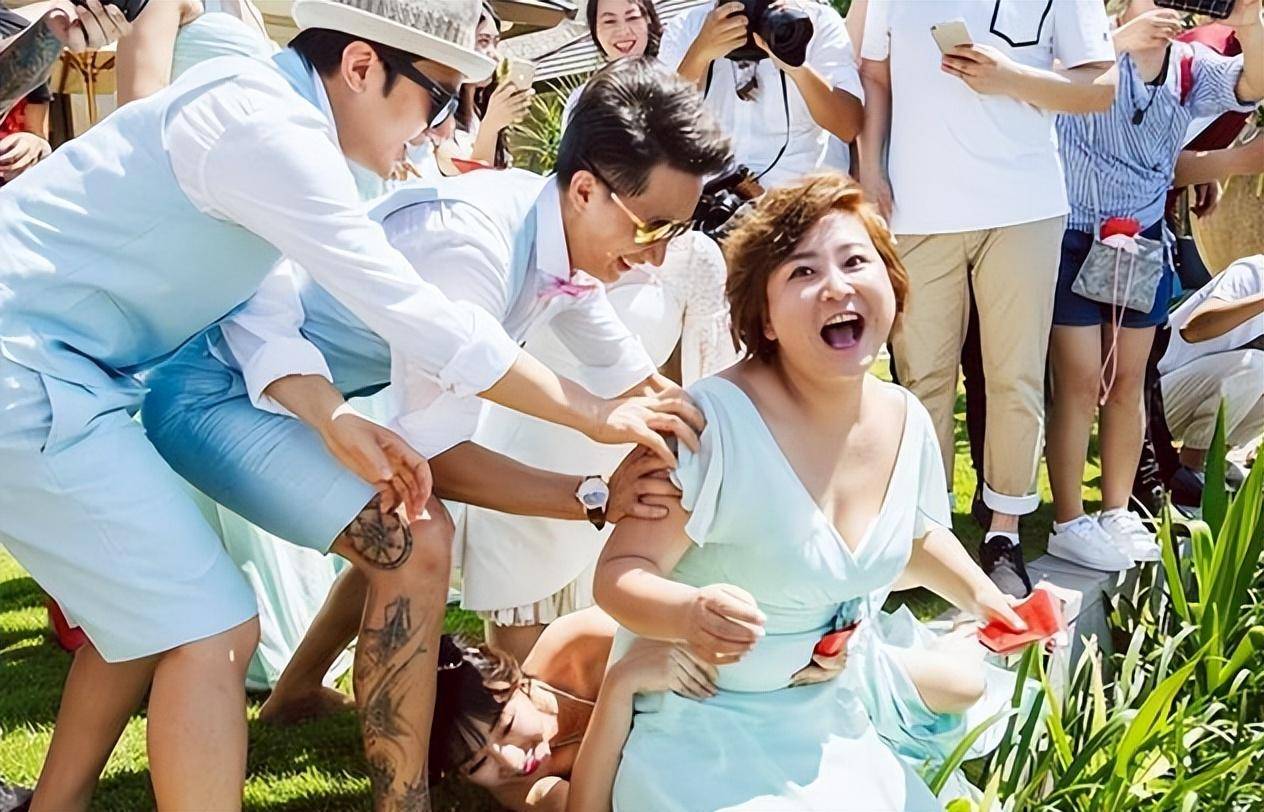 胡歌_蔡艺侬_韩庚