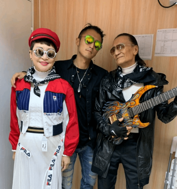 与此同时,谢霆锋的感情生活同样值得一提.