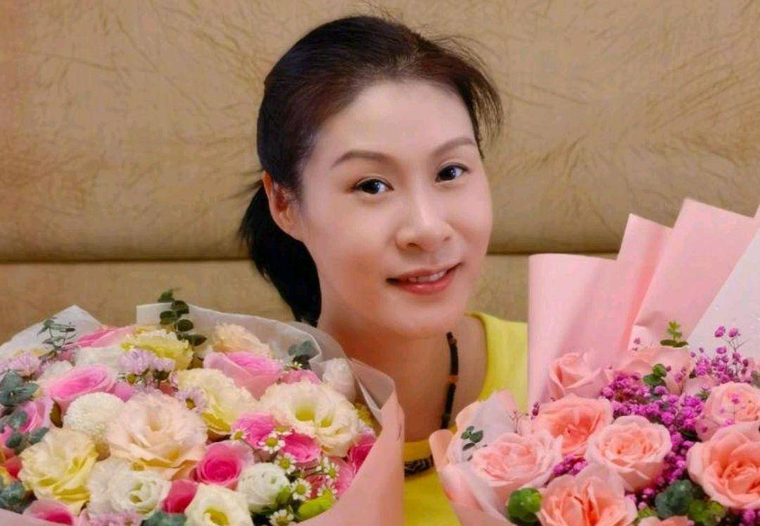 42岁赵蕊蕊做出新的决定!