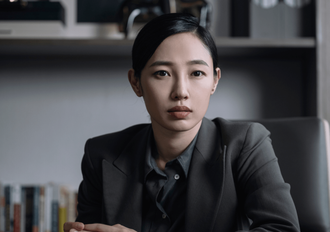 第四部是《检察风云》,集结了黄景瑜,白百何,王丽坤,王千源,冯绍峰,包