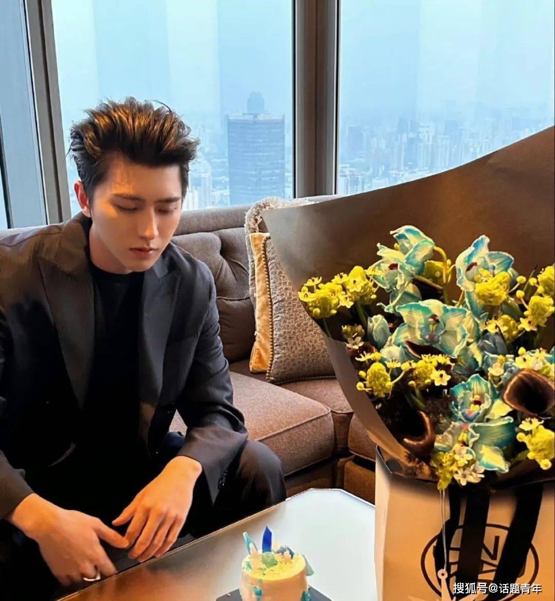 蔡徐坤私生子结婚传闻曝光!杨丞琳遭官方封杀引发热议!