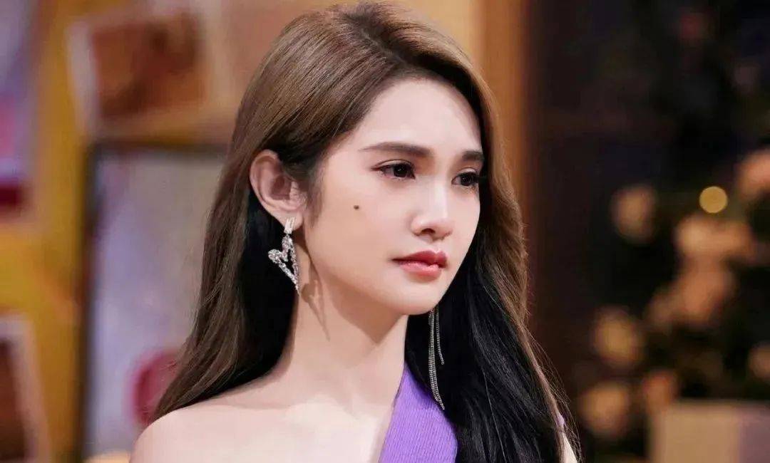 杨丞琳地域黑引众怒,网友建议全网封杀,这一次李荣浩也要抛弃她了
