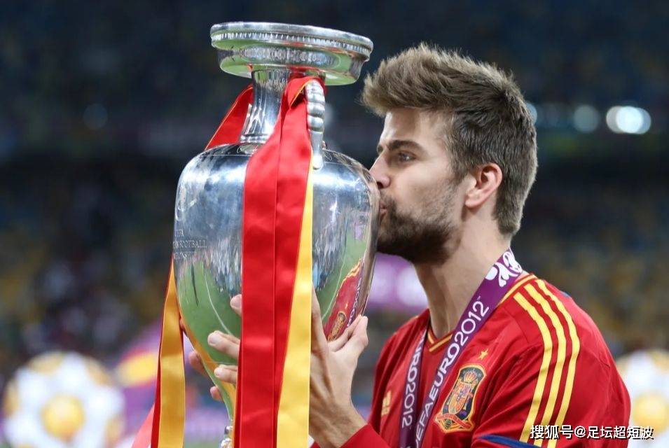 西班牙足球史上十大巨星,三冠王伟业群星闪耀_世界杯_欧洲杯_比赛