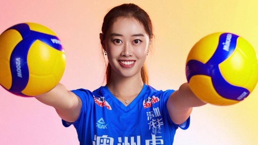恭喜,女排副攻又现黑马,留洋美女爆发,有望接班颜妮成新长城!