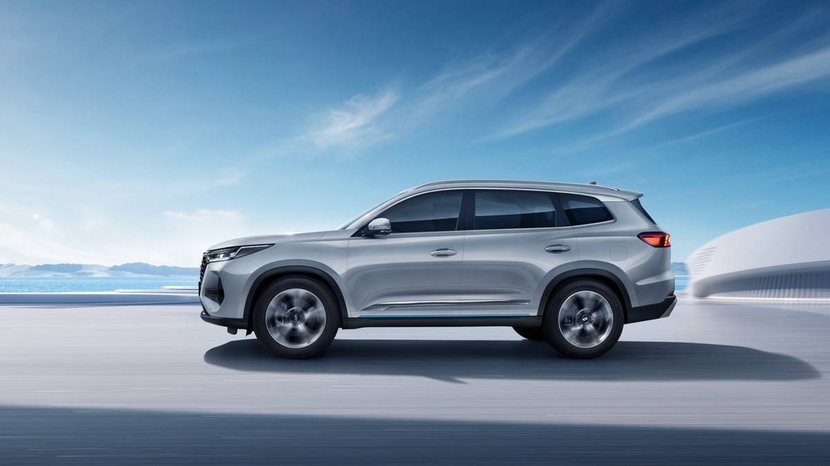 抽49999元购车券,入手瑞虎8新能源冠军版享冬季无忧出行_搜狐汽车