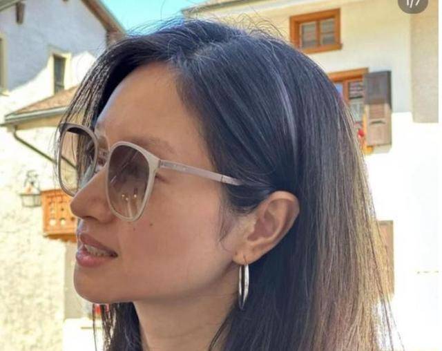 沈佳妮_现实_照片