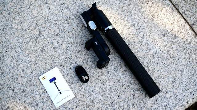 带稳定器的防抖自拍杆,支持AI人脸追踪:奥川M2 PRO体验