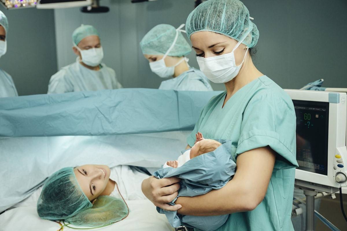 为啥剖腹产要在15分钟内取出胎儿(剖腹产后遗症有哪些)
