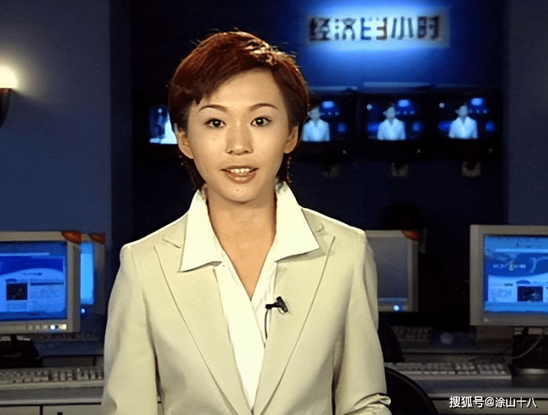 欧阳夏丹一直在央视工作,先后主持过《新闻联播》《经济半小时》
