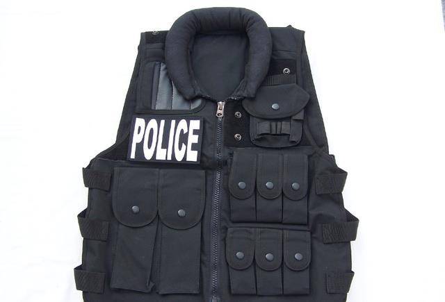 普通人的生活中它也能发挥很大的作用,是一款性价比极高的背包单品