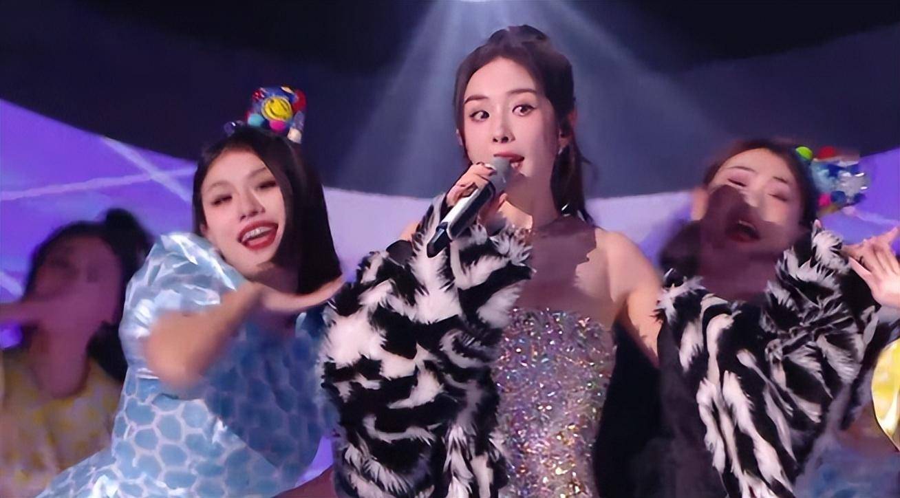 苏有朋跨年晚会聚餐请客,却唯独不请杨幂和杨紫,理由笑翻全场_节目