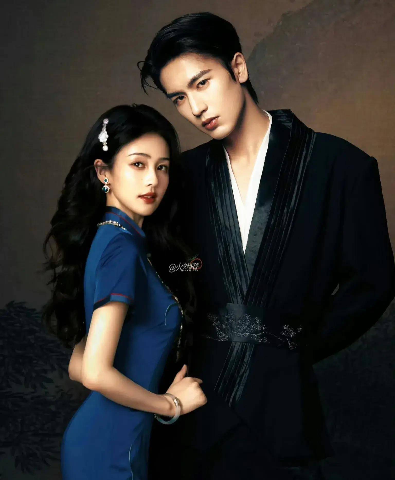 张凌赫在gq盛典上眼神就没离开过白鹿!一同上台领奖太甜啦!