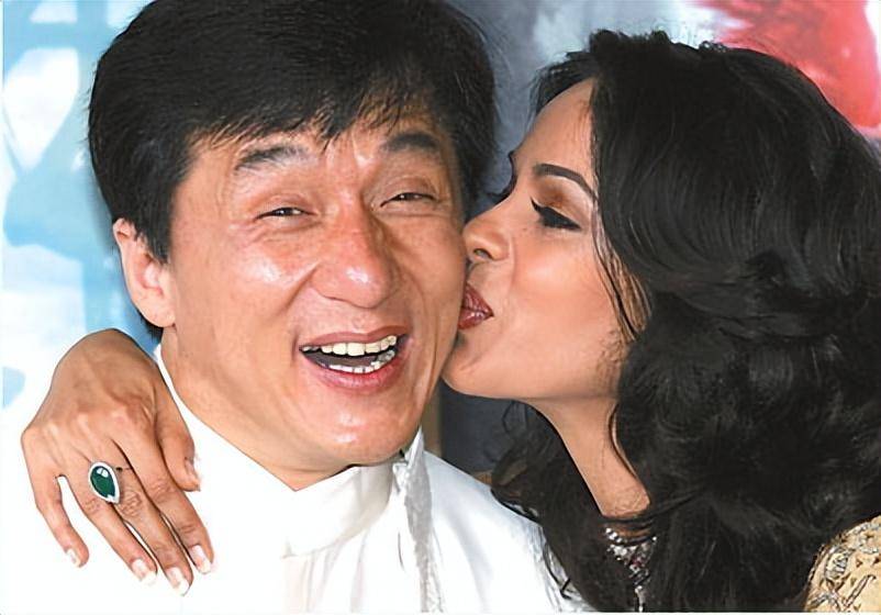 盘点成龙祸害的女人们,吴绮莉不算什么,有的已结婚有的已离世_王祖贤