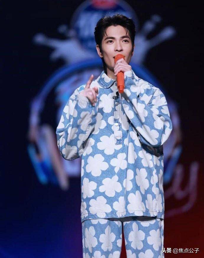 王一博加盟东方卫视,杨幂朱一龙加盟湖南卫视_宣人_时间_王源