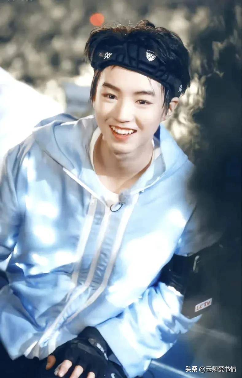 网传大瓜:杨幂与王俊凯代言下架疑似翻车?网友:"不要造谣!