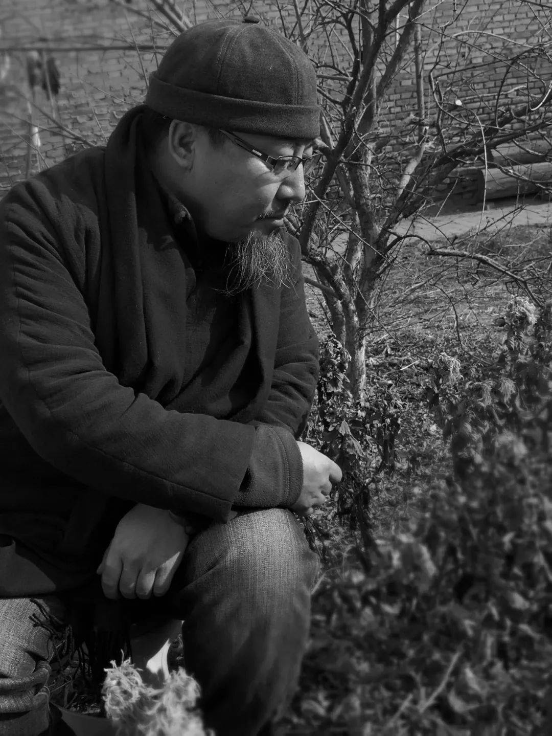 花鸟画家李文亮接受采访中华文化贸易促进会秘书长宋春峰先生接受采