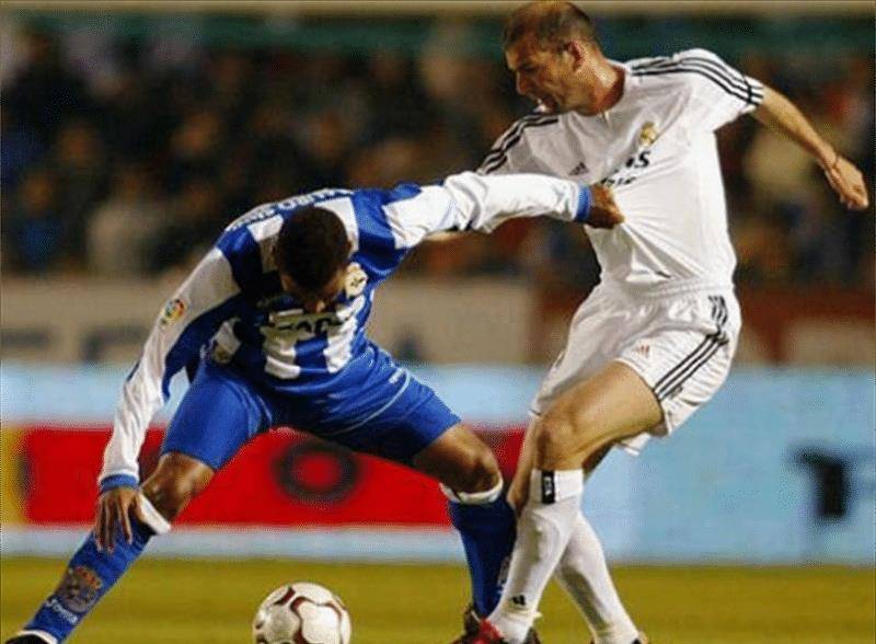 怪才,令里瓦尔多自叹不如,却不屑争足球先生_贾明哈_巴西_拉科鲁尼亚