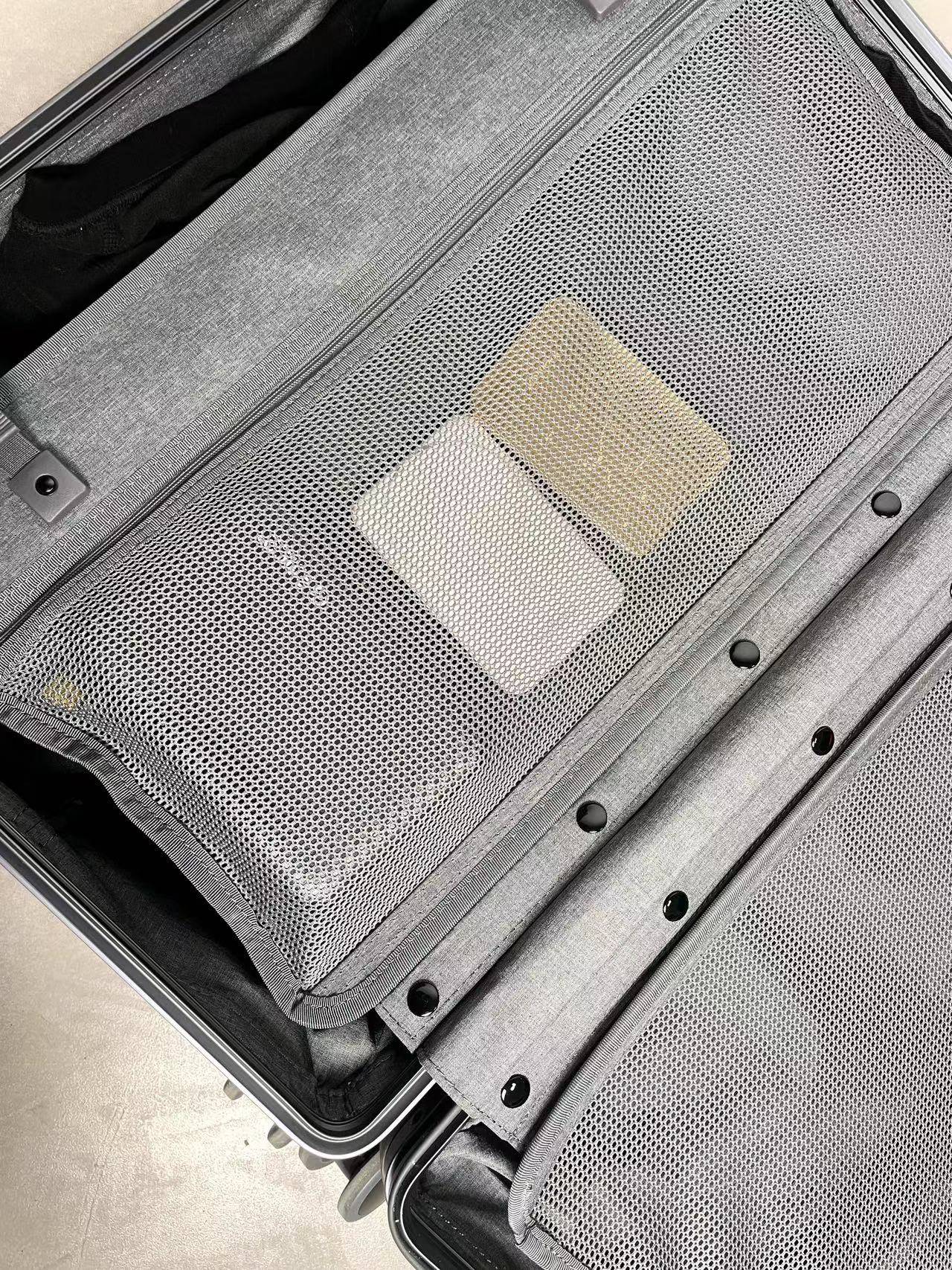 元旦要出行,高颜值高品质行李箱提前安排——地平线8号飞行家系列登机箱分享