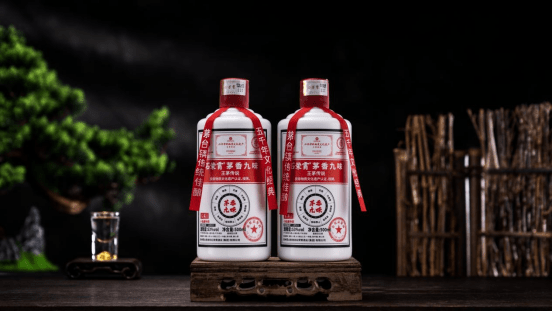 石荣霄是什么段位的酒?和茅台比起来怎么样?_茅香_口感_酿造